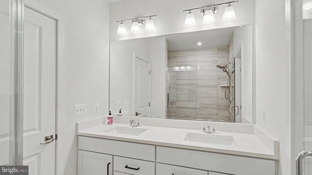 43595 FARRINGDON SQ, Broadlands, VA 20148