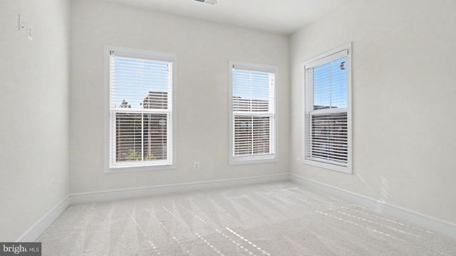 43595 FARRINGDON SQ, Broadlands, VA 20148