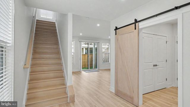43595 FARRINGDON SQ, Broadlands, VA 20148