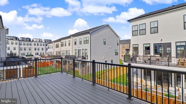 43595 FARRINGDON SQ, Broadlands, VA 20148