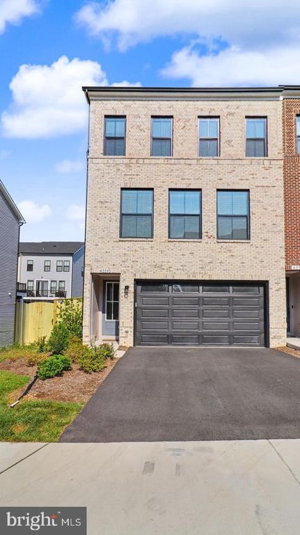 43595 FARRINGDON SQ, Broadlands, VA 20148