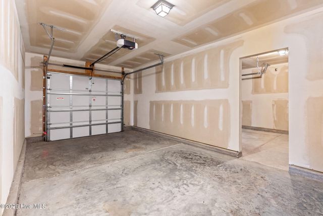 1568 W New Carraway Place SE, Bolivia, NC 28422