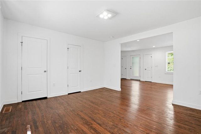 439 Oak Drive, Pine Lake, GA 30072