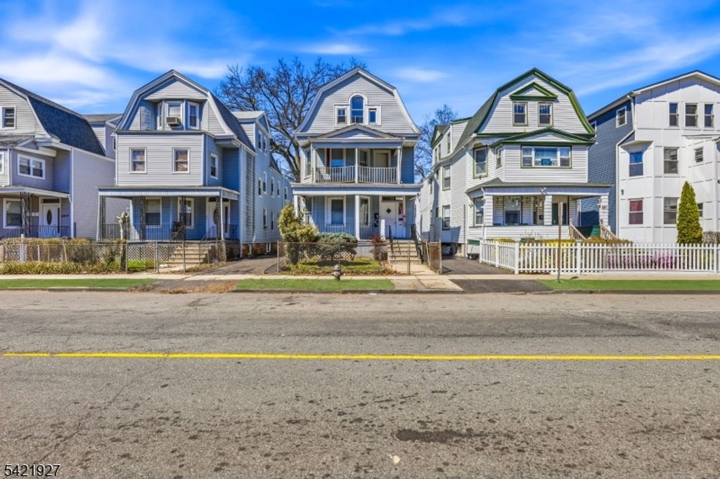 243 S Clinton St, East Orange City, NJ 07018 — photo 4