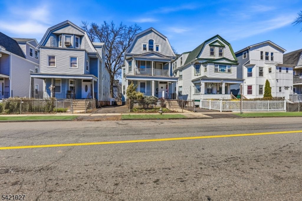 243 S Clinton St, East Orange City, NJ 07018 — photo 5