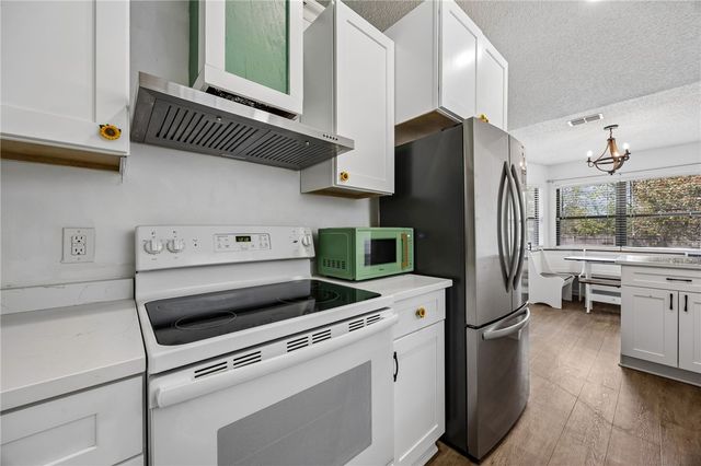 118 Greenacre Circle N, Kingsland, GA 31548