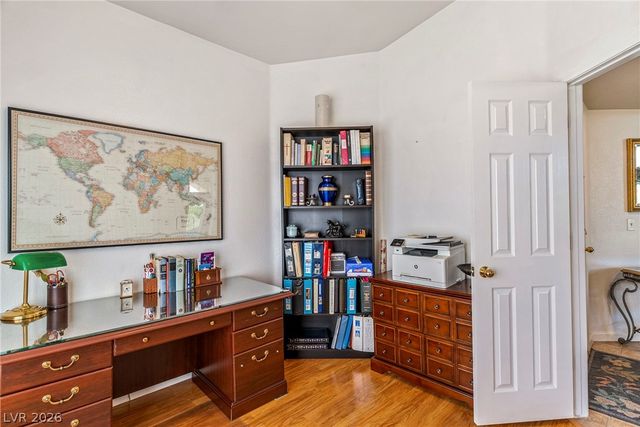 4920 Black Bear Road 204, Las Vegas, NV 89149