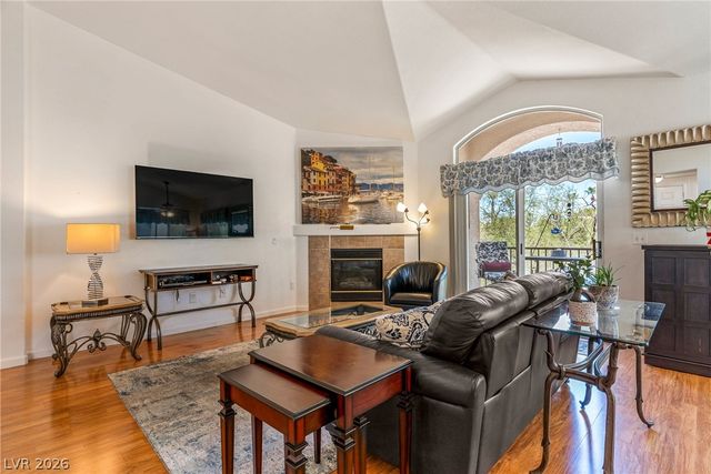 4920 Black Bear Road 204, Las Vegas, NV 89149