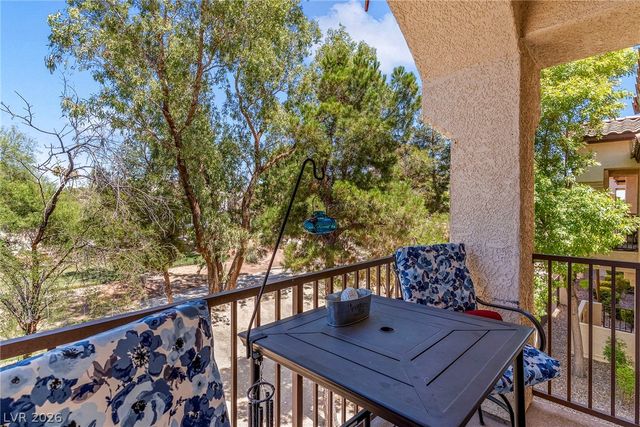 4920 Black Bear Road 204, Las Vegas, NV 89149