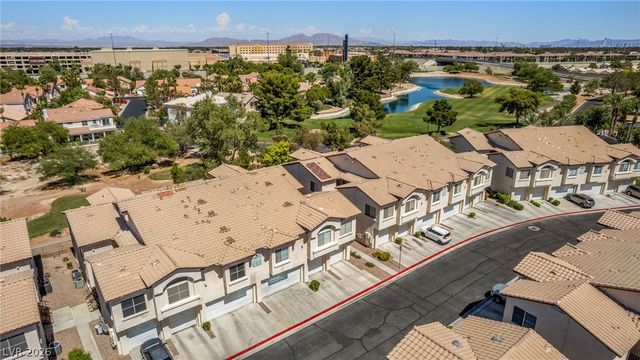 4920 Black Bear Road 204, Las Vegas, NV 89149