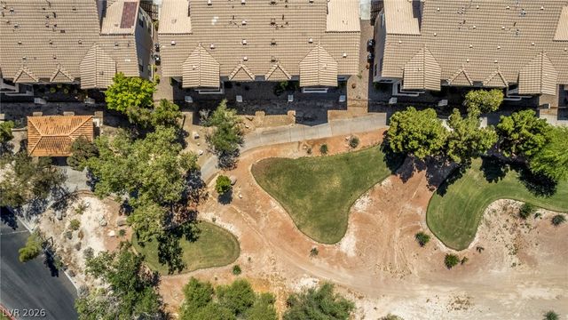4920 Black Bear Road 204, Las Vegas, NV 89149