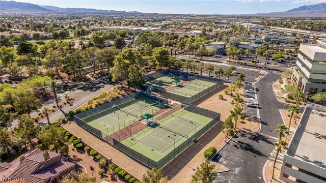 4920 Black Bear Road 204, Las Vegas, NV 89149