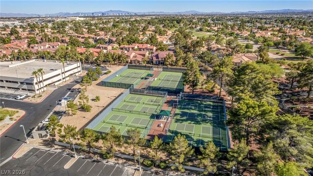 4920 Black Bear Road 204, Las Vegas, NV 89149