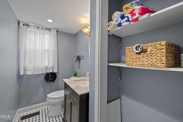 6016 Bellow Street, Raleigh, NC 27609