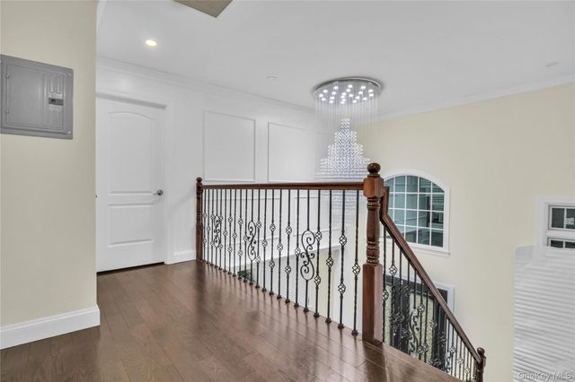 858 Prescott Street, Valley Stream, NY 11580