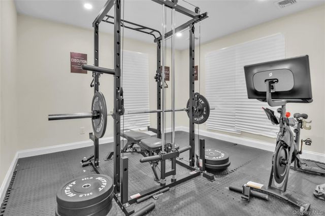 858 Prescott Street, Valley Stream, NY 11580