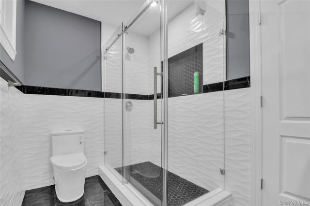 858 Prescott Street, Valley Stream, NY 11580