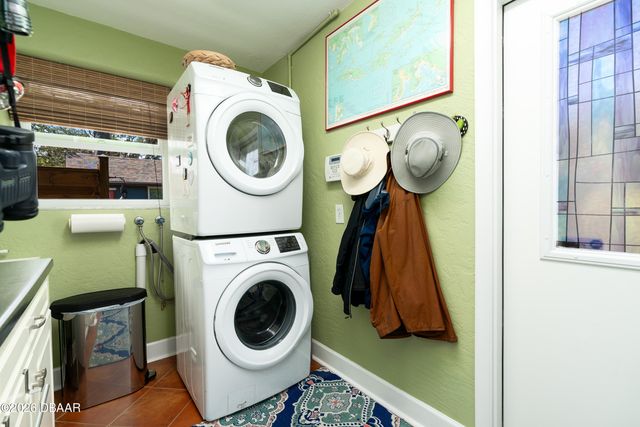 1104 S Riverside Drive, Edgewater, FL 32132