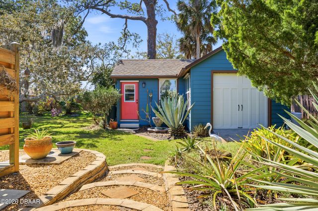 1104 S Riverside Drive, Edgewater, FL 32132