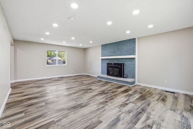 12216 N Magnetic Acres Street, Mooresville, IN 46158