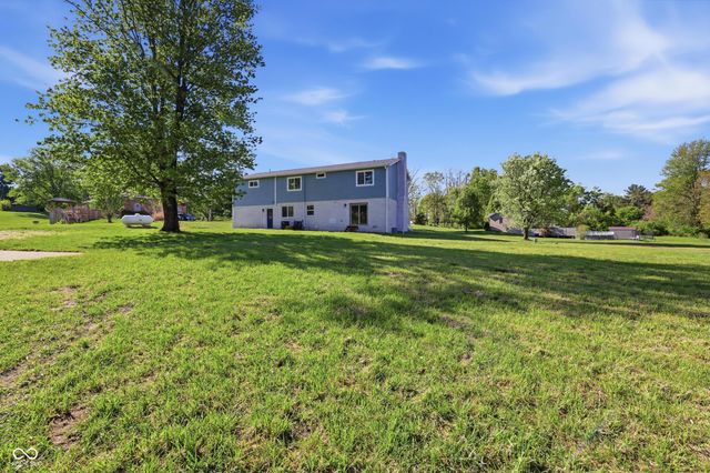 12216 N Magnetic Acres Street, Mooresville, IN 46158