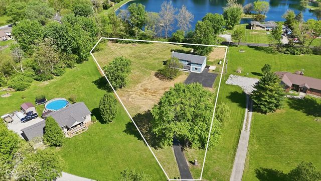 12216 N Magnetic Acres Street, Mooresville, IN 46158