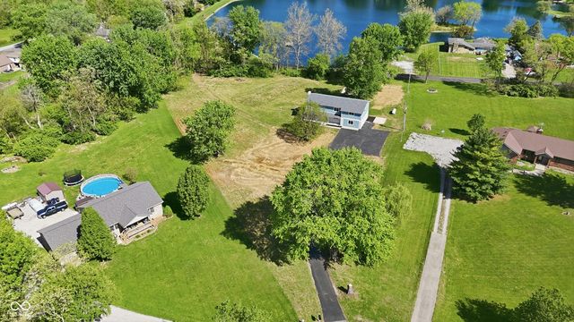 12216 N Magnetic Acres Street, Mooresville, IN 46158