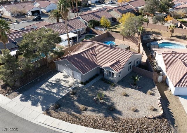 687 Arrowhead Canyon Drive, Henderson, NV 89002