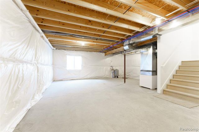 570 W Wildwood Drive, Owosso, MI 48867