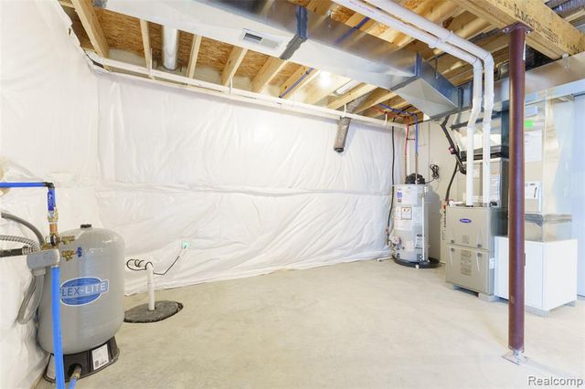 570 W Wildwood Drive, Owosso, MI 48867