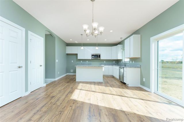 570 W Wildwood Drive, Owosso, MI 48867