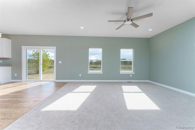 570 W Wildwood Drive, Owosso, MI 48867