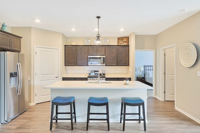 1145 Heritage Court, Pingree Grove, IL 60140