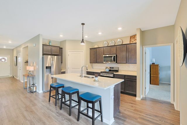 1145 Heritage Court, Pingree Grove, IL 60140