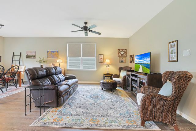 1145 Heritage Court, Pingree Grove, IL 60140