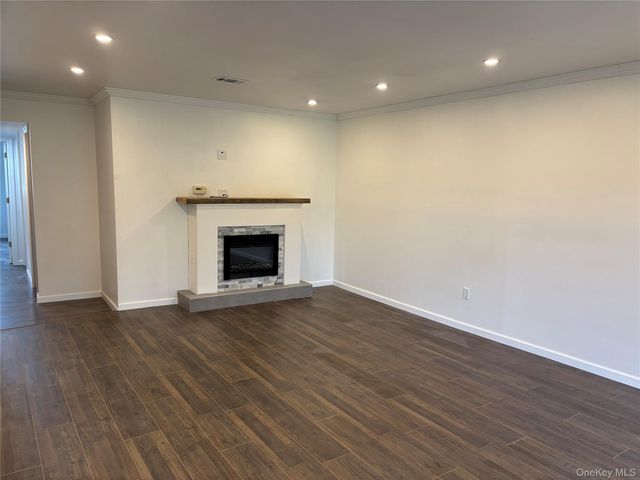 309 Cherry Hill Drive, Poughkeepsie, NY 12603