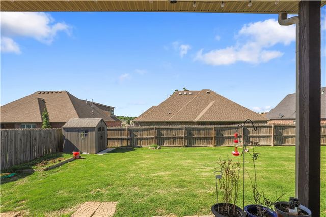 2000 Florence Avenue, Lowell, AR 72745