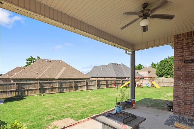 2000 Florence Avenue, Lowell, AR 72745