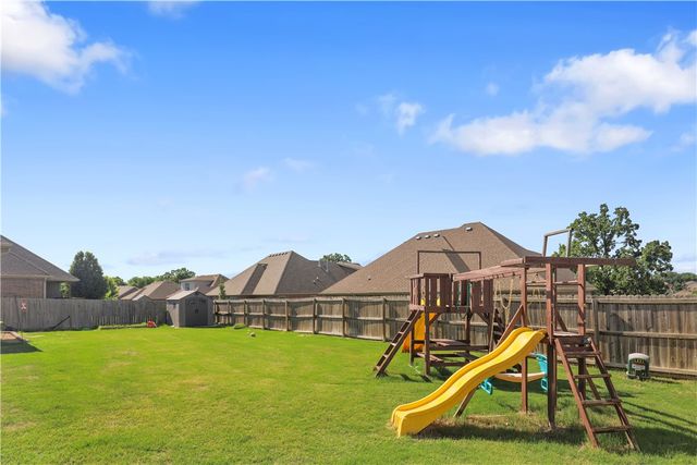 2000 Florence Avenue, Lowell, AR 72745