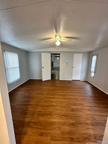 5475 Southcross Ranch, San Antonio, TX 78222