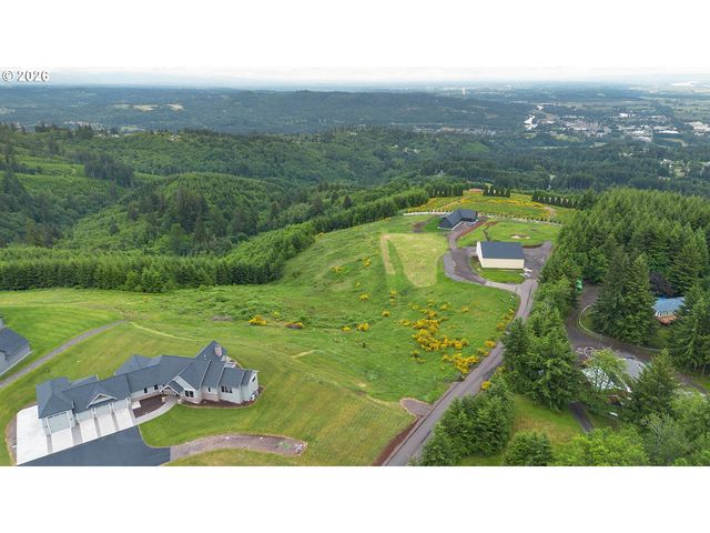 240 Hood View Dr, Kalama, WA 98625