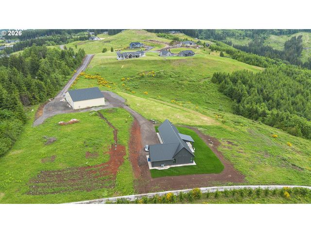 240 Hood View Dr, Kalama, WA 98625