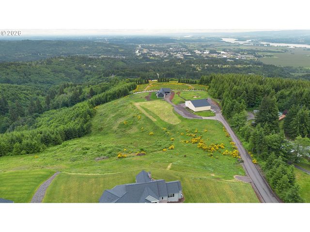 240 Hood View Dr, Kalama, WA 98625