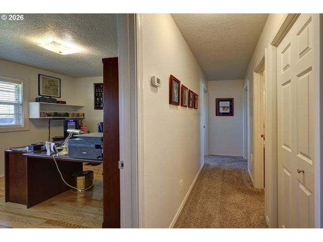 165 Nw 1ST St, Warrenton, OR 97146