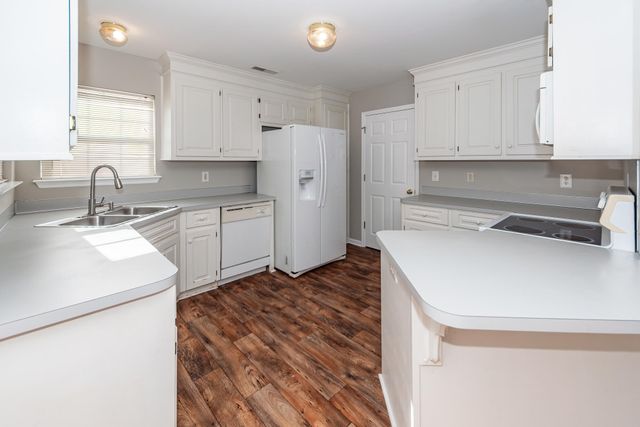 106 Journeys End Lane, Moncks Corner, SC 29461