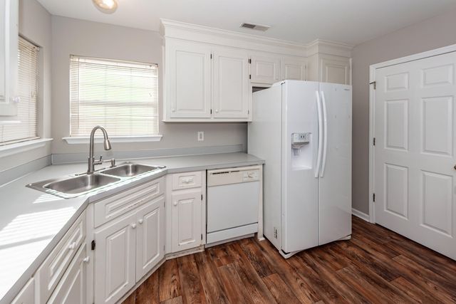 106 Journeys End Lane, Moncks Corner, SC 29461