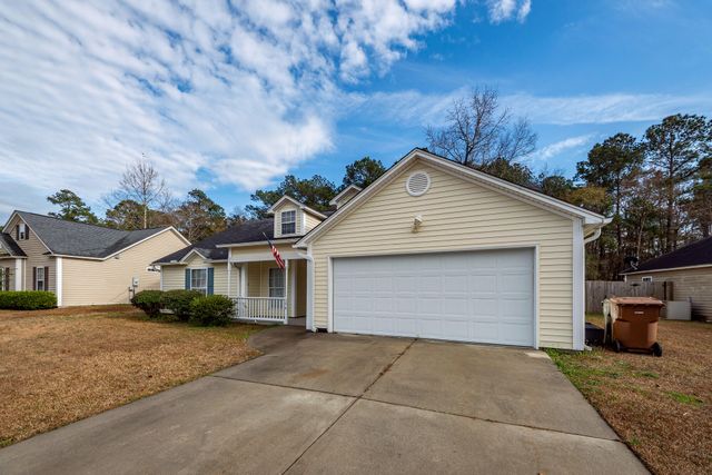106 Journeys End Lane, Moncks Corner, SC 29461