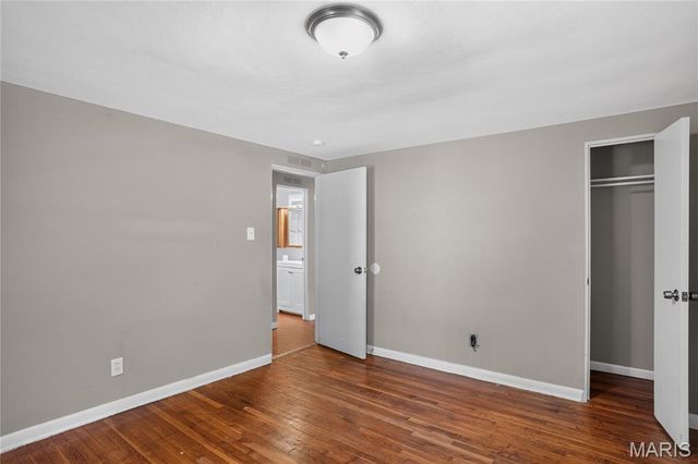 249 Barto Drive, St Louis, MO 63135