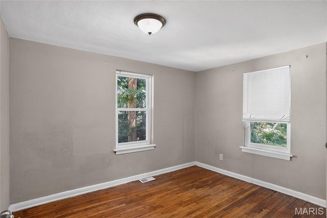 249 Barto Drive, St Louis, MO 63135