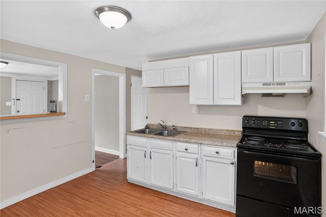 249 Barto Drive, St Louis, MO 63135
